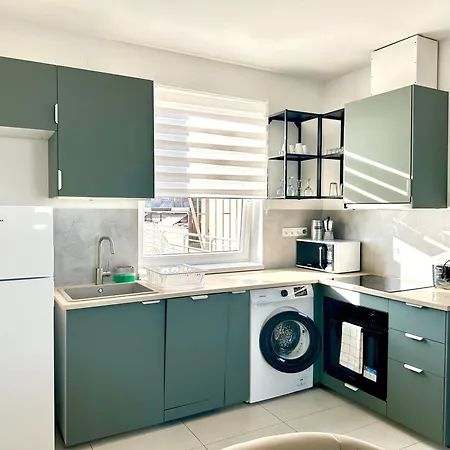 Prime - Floor 1-bedroom With Balcony